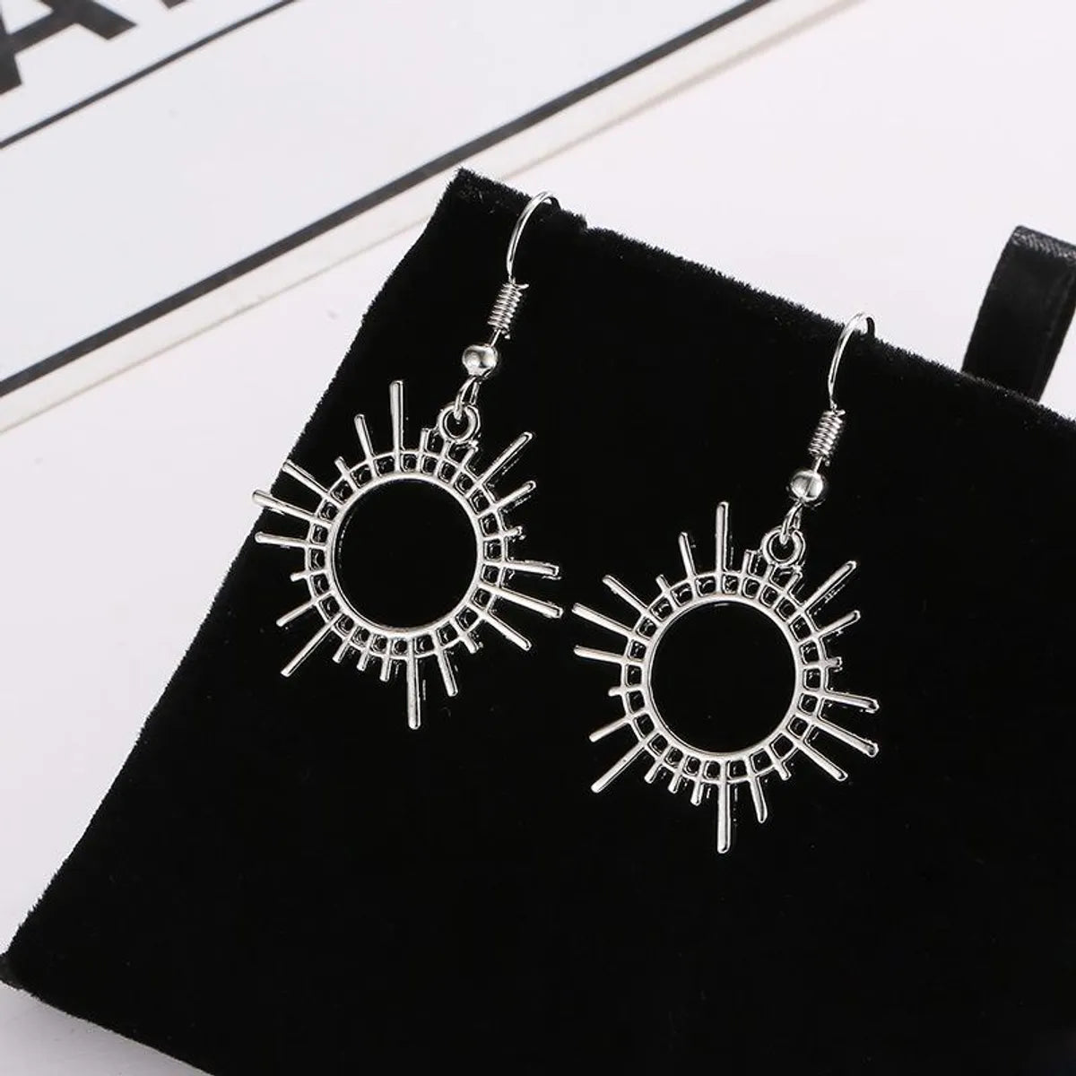 Gear Earrings Creative Geometric Alloy Jewelry Female Sun Earrings Wholesale