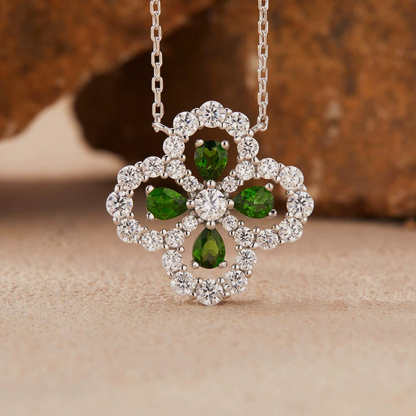 Gemstone Necklace For Women Natural Tanzanite Garnet Aquamarine Diopside Clover 225 Sterling Silver Clavicle Cross Chain Light Luxury Style