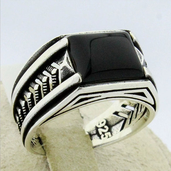 Geometric Black Zircon Alloy Ring Minimalist Retro Unisex Fashion Jewelry Accessory