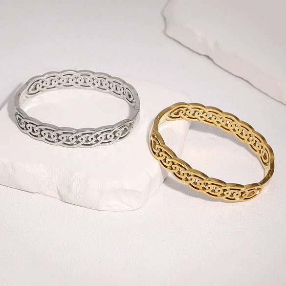 Geometric Hollow Stainless Steel Bracelet With Plated Finish Retro Elegant Style Colorfast And Hypoallergenic Design