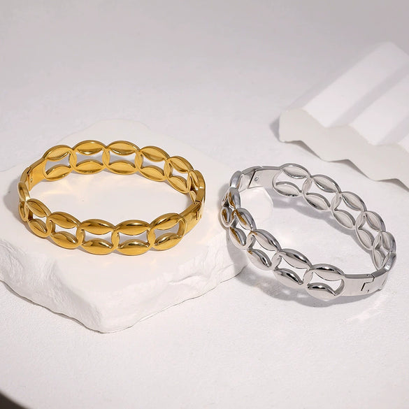 Geometric Hollow Stainless Steel Buckle Bracelet With Colorfast Plated Finish For Women