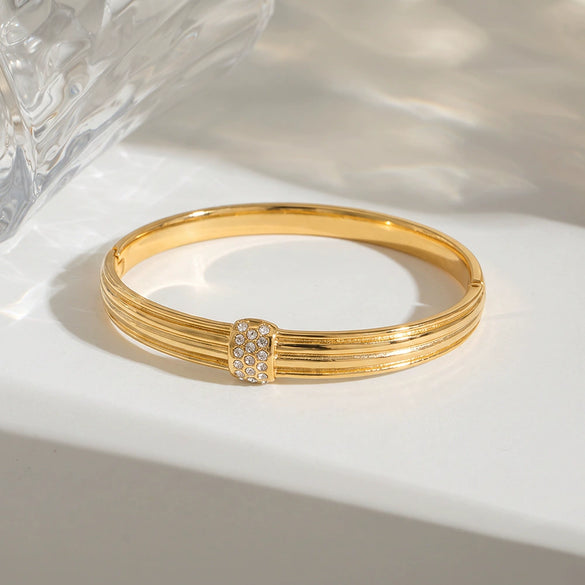 Geometric Rhinestone Stainless Steel Bracelet With Gold Plated Finish Simple Trendy Fashion Jewelry
