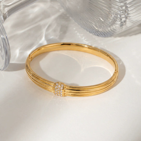 Geometric Rhinestone Stainless Steel Bracelet With Gold Plated Finish Simple Trendy Fashion Jewelry