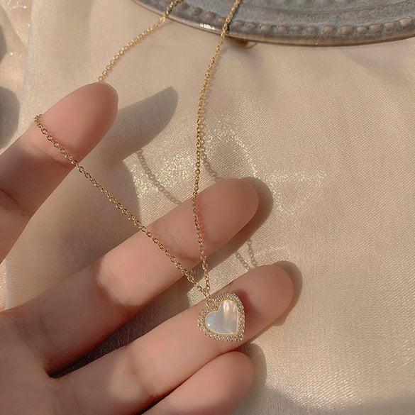 Geometric Simple High End Versatile Women's Metal Necklace With Electroplating Treatment Sweater Chain Accessories In Niche Light Luxury Style