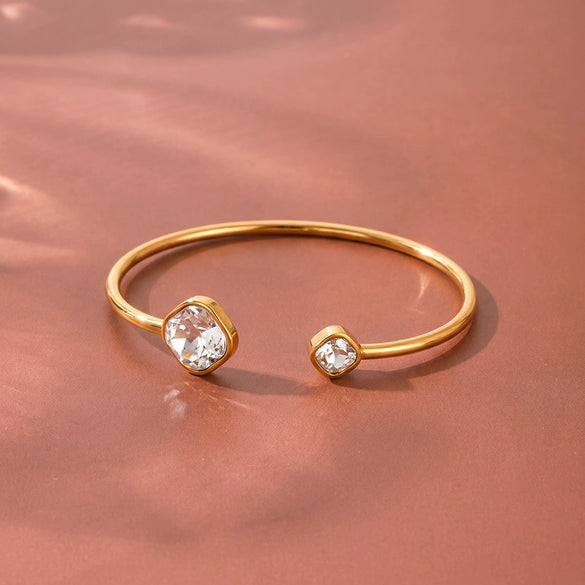 Geometric Stainless Steel Bracelet For Women With Zircon Inlay And 18K Gold Plated Finish Elegant Fashion Jewelry