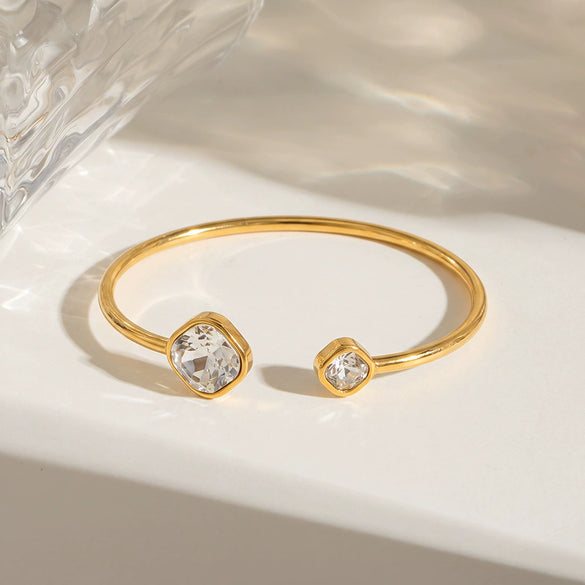 Geometric Stainless Steel Bracelet For Women With Zircon Inlay And 18K Gold Plated Finish Elegant Fashion Jewelry