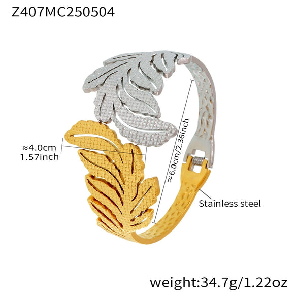 Geometric Wide Version Cut Out 316L Stainless Steel 18K Gold Plated Bracelet