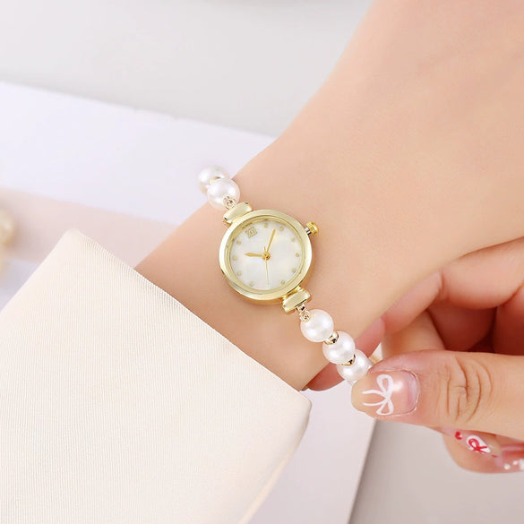 Girls Fashion Pearl Alloy Quartz Watch With Square Pullout Design