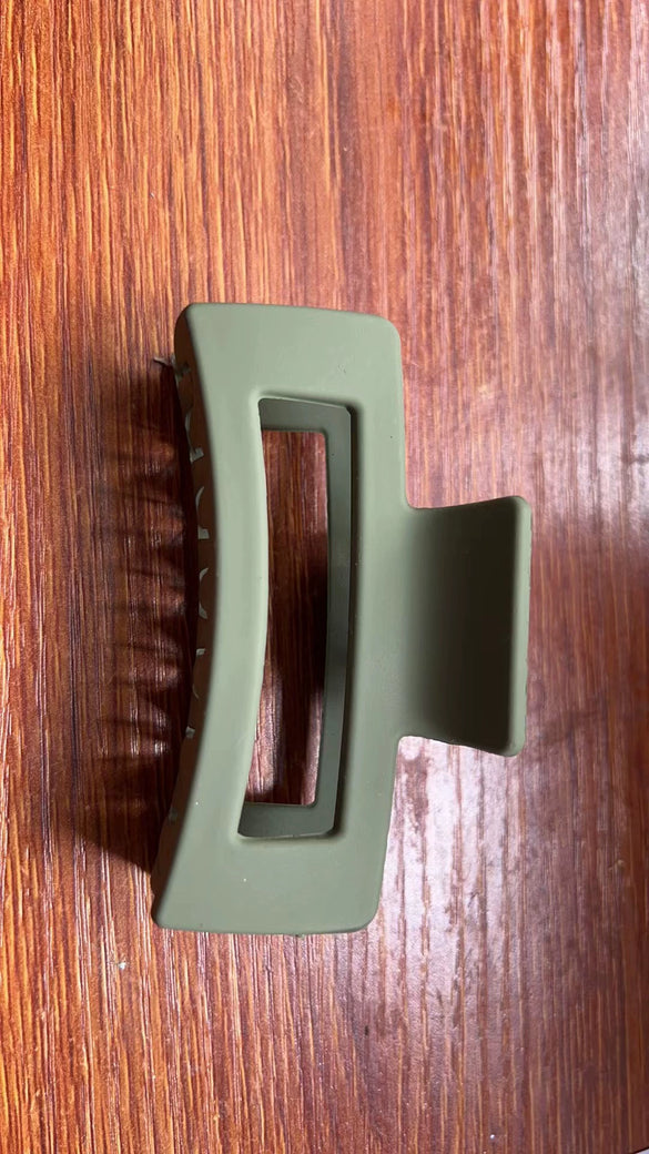 Girly Elegant Plastic Resin Hair Clip Handmade Shark Clip Back Of Head Hair Grip For Women Versatile