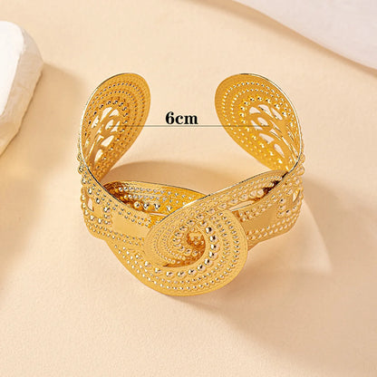 Glam Exaggerated Luxurious Geometric Alloy Ferroalloy Plating 14k Gold Plated Women'S Bangle