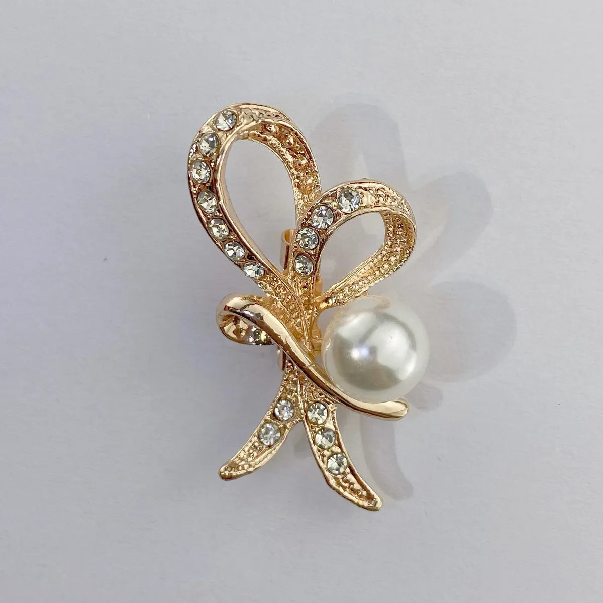 Glam Geometric Alloy Inlay Artificial Pearls Rhinestones Women'S Brooches