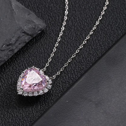 Glam Luxurious Shiny Heart Shape Sterling Silver Plating Inlay High Carbon Diamond White Gold Plated Pendant Necklace