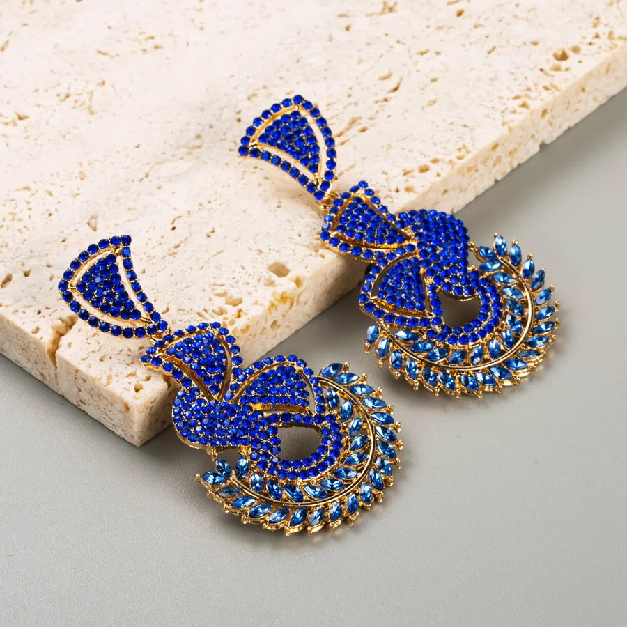 Glam Shiny Leaves Alloy Plating Inlay Rhinestones Glass Gold Plated Silver Plated Women'S Drop Earrings