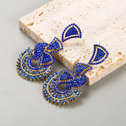 Glam Shiny Leaves Alloy Plating Inlay Rhinestones Glass Gold Plated Silver Plated Women'S Drop Earrings