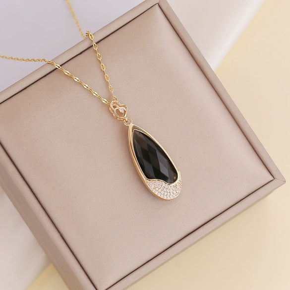 Glass Full Diamond Zircon Water Drop Pendant Necklace For Female Metal Material Drop Shape Design