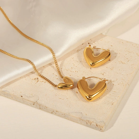 Glossy Titanium Steel Elegant Earrings And Peach Heart Pendant Necklace Set With Electroplating Light Luxury Style Geometric Design