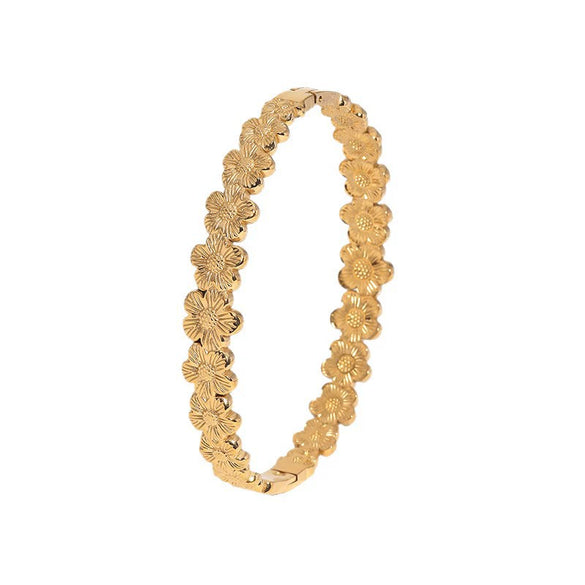 Gold Electroplated Stainless Steel Flower Clasp Bracelet With Simple Elegant Waterproof Design