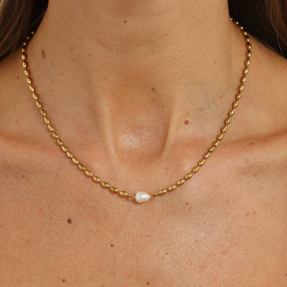 Gold Tone Plated Stainless Steel Rice Grain Beaded Necklace With Irregular Geometric Imitation Pearl Pendant For Women