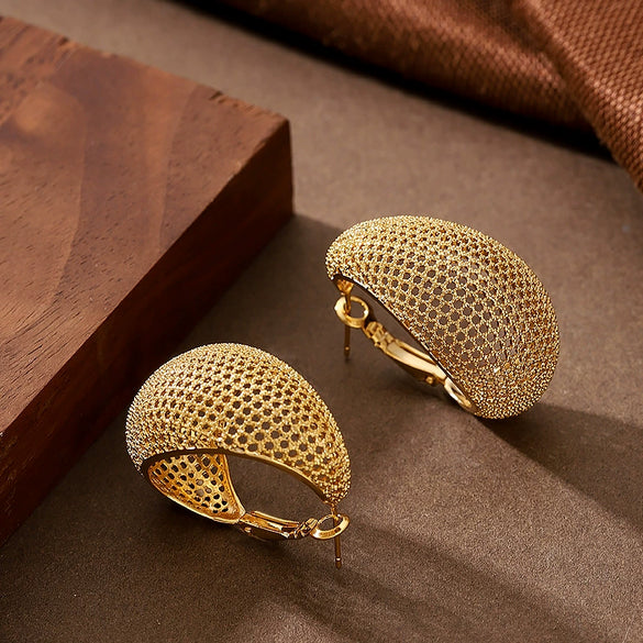 Goldplated Metal Dropshaped Geometric Ear Cuff Earrings For Women Personalized Minimalist Fashion Jewelry