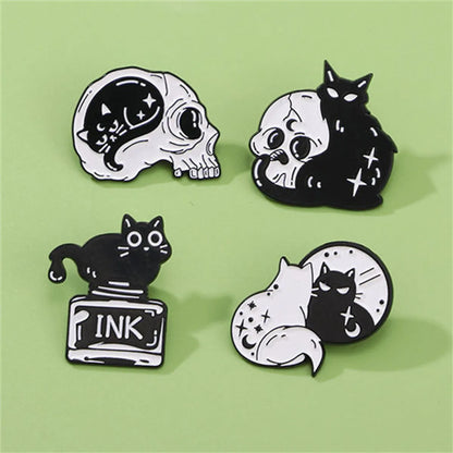 Gothic Funny Cat Alloy Unisex Brooches