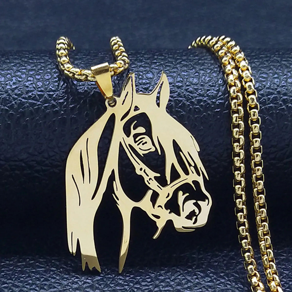 Gothic Punk British Style Animal 304 Stainless Steel Hollow Out Gold Plated Unisex Pendant Necklace