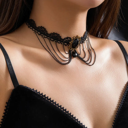 Gothic Retro Geometric Alloy Iron Lace Hollow Out Women's Choker