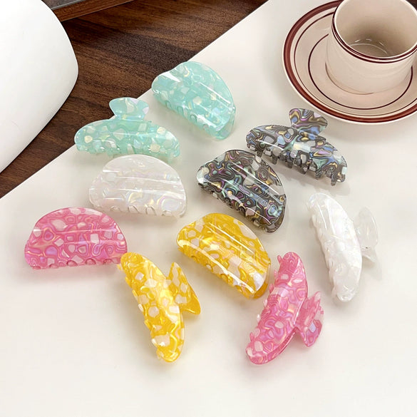 Hair Accessories Acrylic Color Block Printed Heart Shape Sweet Style Grab Clip For Women