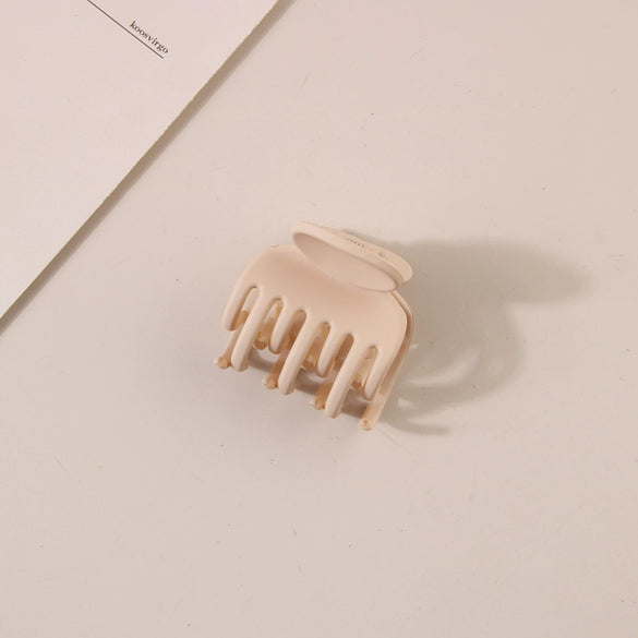Hair Accessories Geometric Style Paint Treated Small Grab Clip For Women