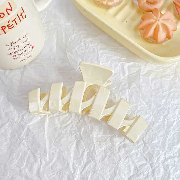 Hair Accessories Glitter Cream Plastic Resin Handmade Disc Hair Grab Clip For Women