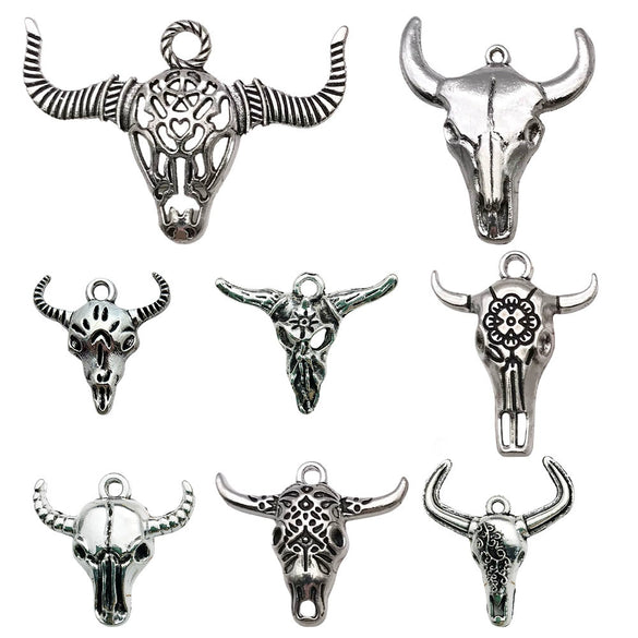 Halloween Retro Style Zinc Alloy Skull And Bull Head Pendant Jewelry Accessories With Electroplating