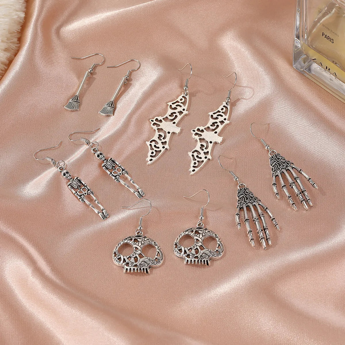 Retro Plating Alloy No Inlaid Earrings