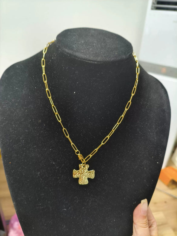 Hammered Geometric Cross Necklace For Women In Electroplated Stainless Steel With Gold Tone Chain Jewelry