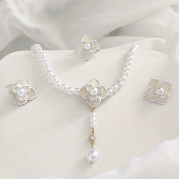 Handmade Alloy Imitation Pearl Electroplated Women's High End Fashion Jewelry Necklace And Earrings Set