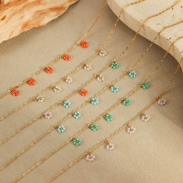 Handmade Beaded Flower Stainless Steel Geometric Necklace For Women With Electroplating Fashion Style
