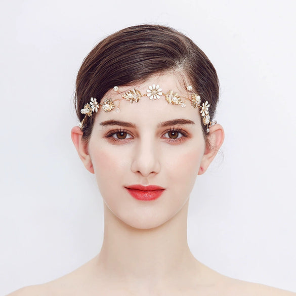 Handmade Bridal Hairband With Alloy Flower Design Crystal And Pearl Embellishment Elegant Headband For Women