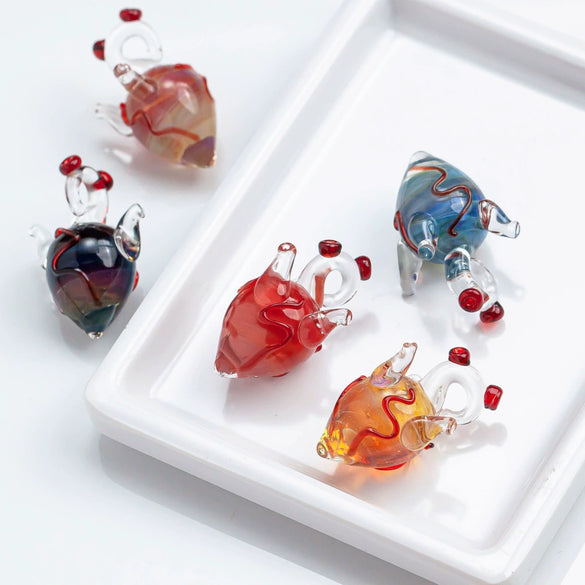 Handmade Glass Heart Pendant Necklace With Dripping Oil Design Imported Materials Light Luxury Niche Jewelry Accessories