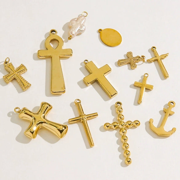 Handmade Stainless Steel Cross Jewelry Accessories With Electroplating Process And Classic Fashion Style