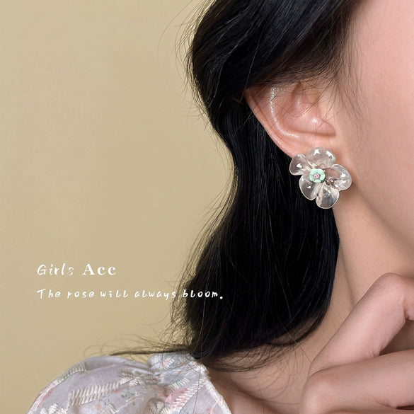 Handmade Transparent Resin Flower Earrings For Women Minimalist Elegant Floral Drop Earrings