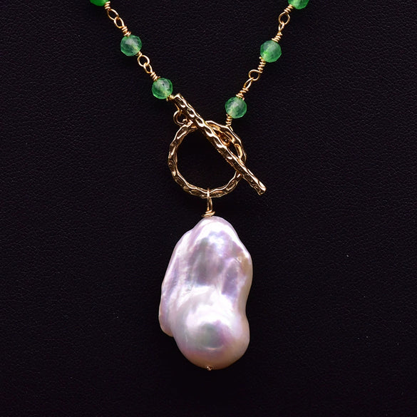 Handmade Women's Baroque Pearl And Green Agate Crystal Pendant Long Neck Collarbone Necklace With Geometric Design