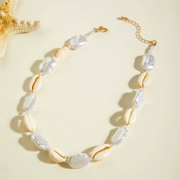 Handmade Woven Shell Conch Necklace Bohemian Beach Style Geometric Pattern For Women