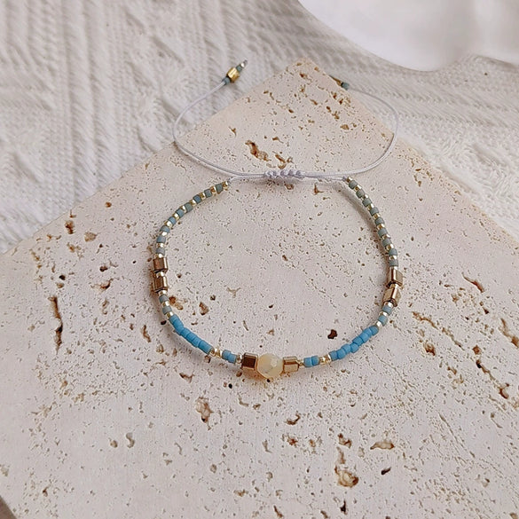 Handwoven Shell Beaded Women's Bracelet