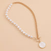 High Grade Stitching Imitation Fritillaria Pendant Necklace For Women Alloy Material Geometric Pattern Electroplating Treatment Twist Chain