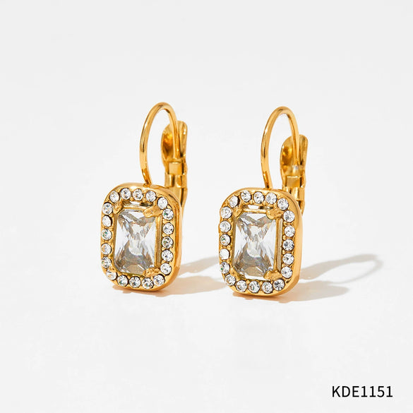 High Grade Women's Elegant Light Luxury Fashion Earrings In Heart And Geometric Shape Made Of Stainless Steel With Electroplating Design