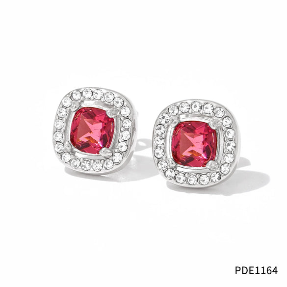 High Grade Women's Elegant Light Luxury Fashion Earrings In Heart And Geometric Shape Made Of Stainless Steel With Electroplating Design