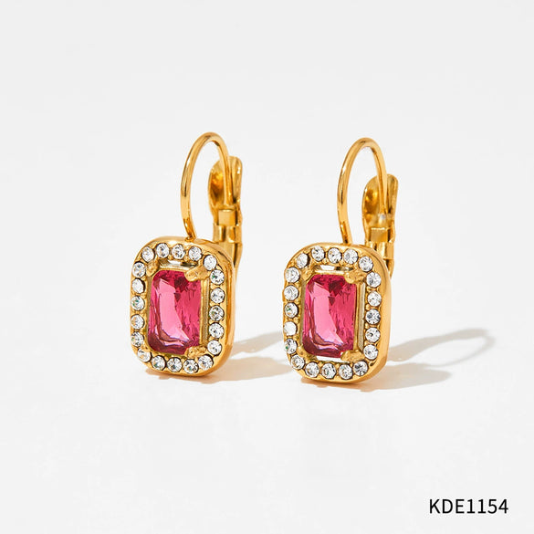 High Grade Women's Elegant Light Luxury Fashion Earrings In Heart And Geometric Shape Made Of Stainless Steel With Electroplating Design