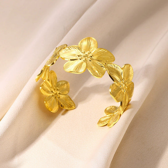 Highgrade Stainless Steel Plants And Flowers Opening Bracelet With Electroplating Treatment For Women