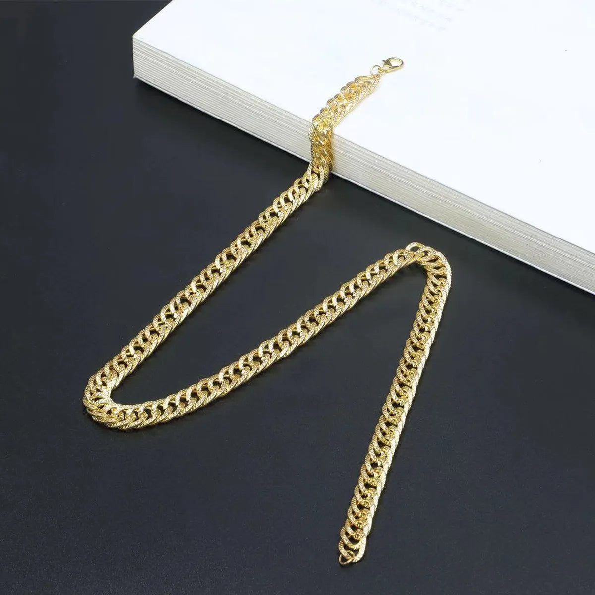 Hip Hop Aluminum Chain Clavicle Necklace