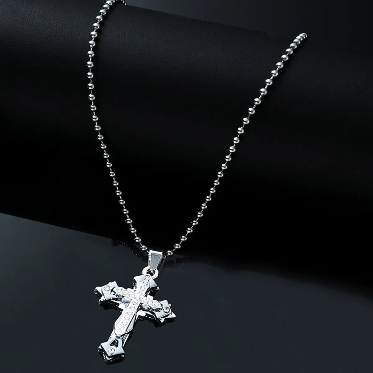 Hip-Hop Cool Style Cross Alloy Titanium Steel Inlay Rhinestones Men'S Pendant Necklace Long Necklace