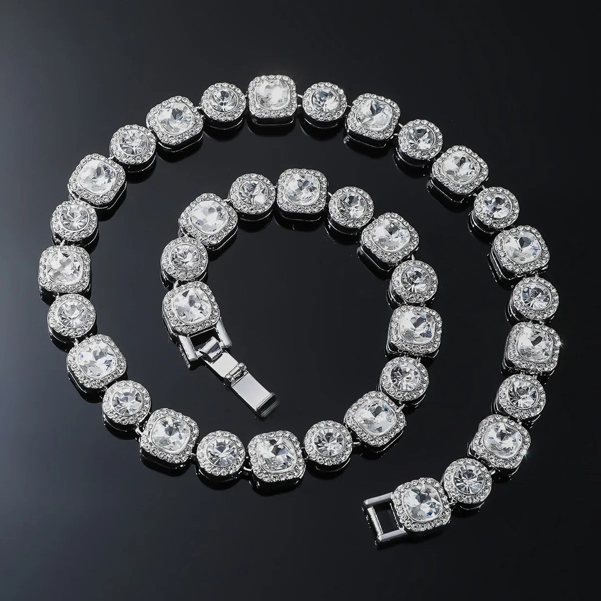 Hip-hop Cool Style Geometric Rhinestones Alloy Wholesale Necklace