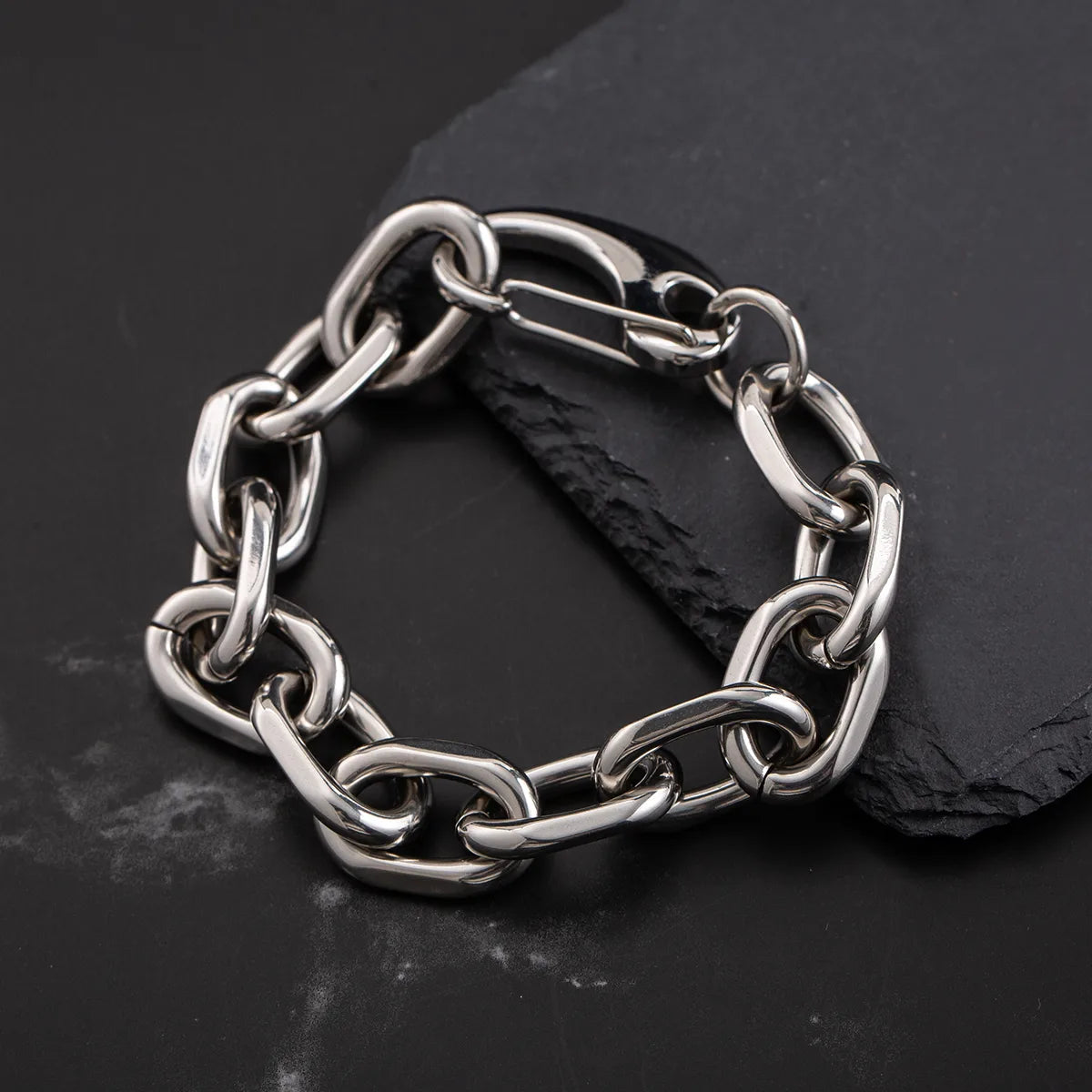 Hip-Hop Cool Style Geometric 304 Stainless Steel Polishing Men'S Bracelets